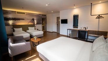 Travelodge-Georgetown-Friends-Family-Quadruple-1 Queen-Bed-2-Single-Beds Travelodge-Georgetown-Friends-Family-Quadruple-1 Queen-Bed-2-Single-Beds