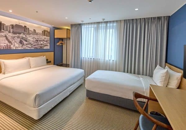 Travelodge Myeongdong Cityhall friends and family triple