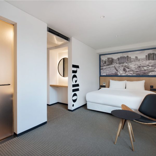 Travelodge Myeongdong Cityhall Deluxe Queen