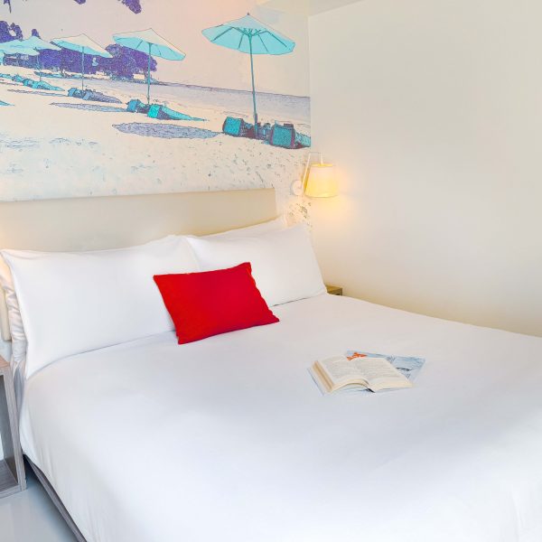 Travelodge Pattaya Standard Queen Room