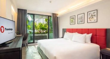 Travelodge-Phuket-town-standard-terrace