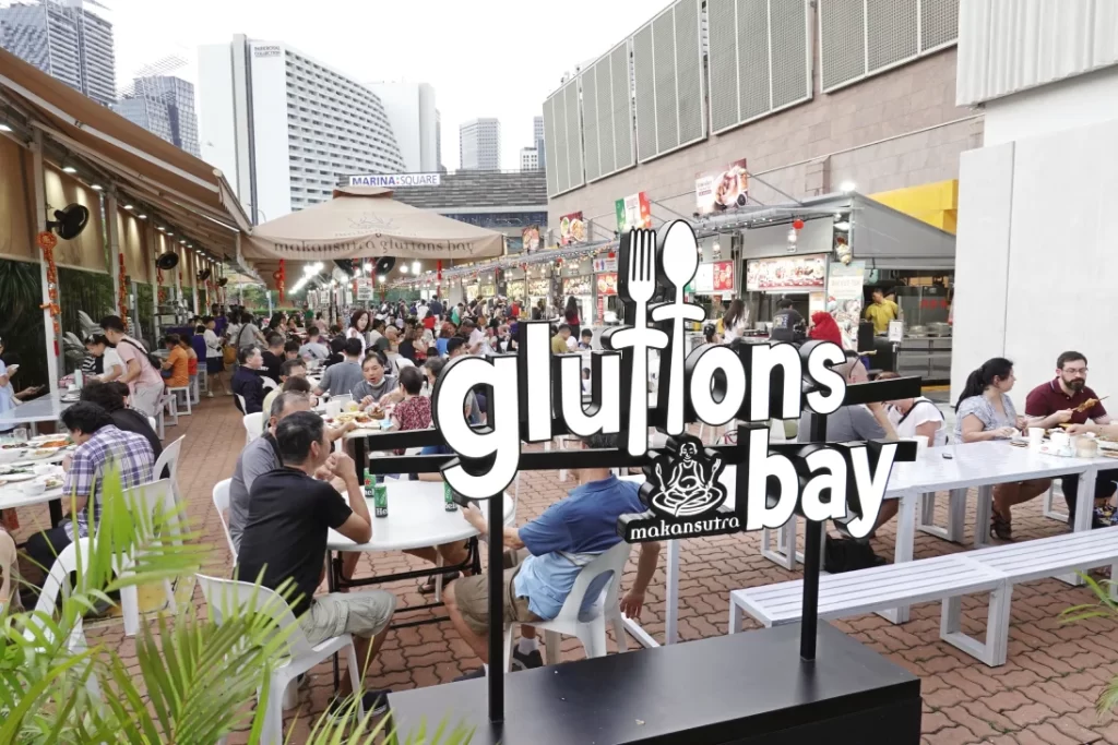 Eating at Makansutra Gluttons Bay During a Singapore Hotel Booking